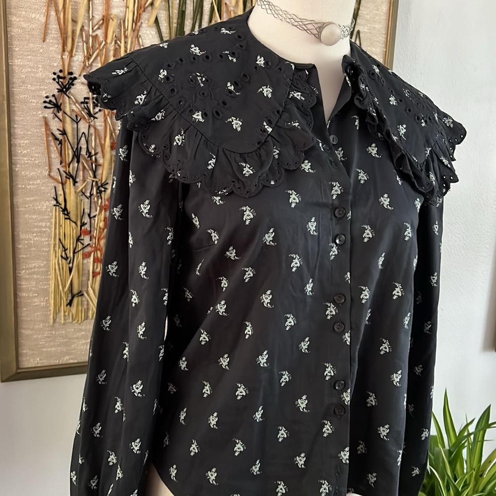 Universal Thread Embroidered Button Down Shirt Xs - image 6